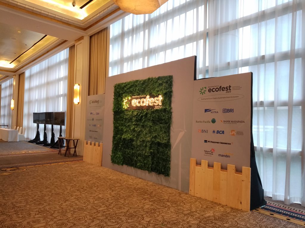 Sewa Backdrop Dekorasi Artificial Jakarta