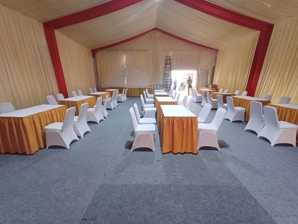 Sewa Meja Kotak Jakarta Selatan