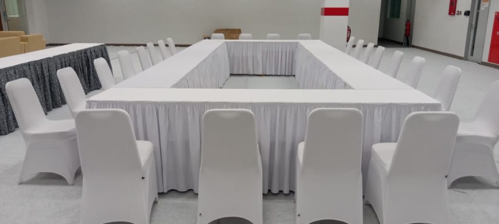 Sewa Meja Kotak Jakarta Selatan