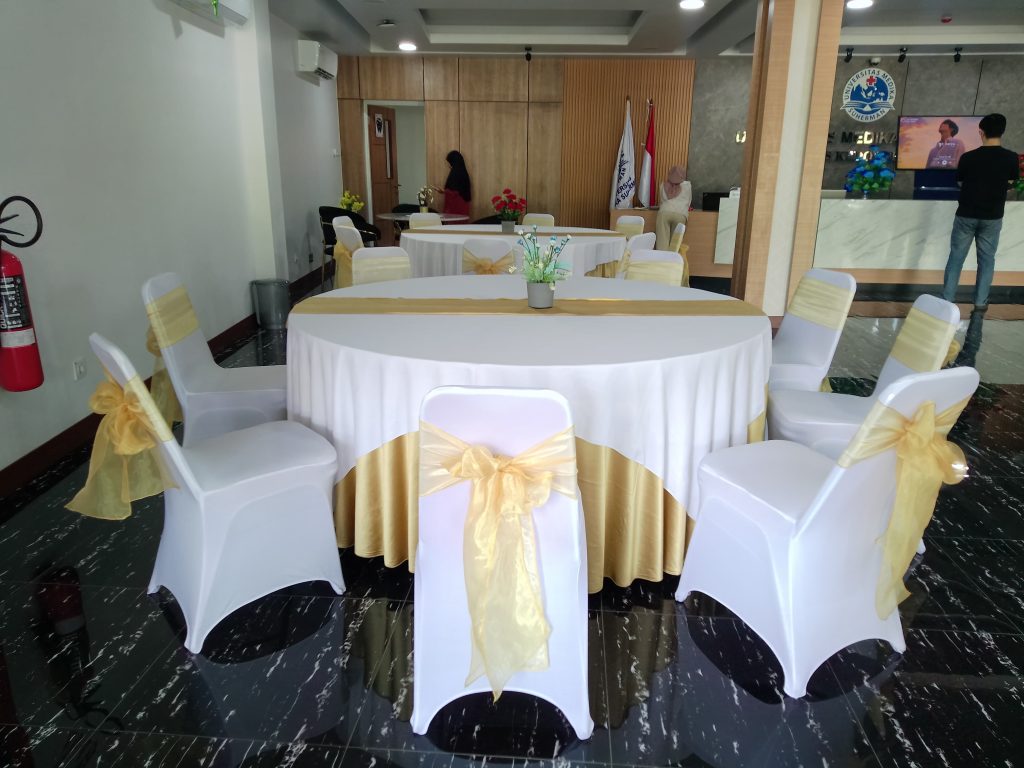 Sewa Meja Bulat Tangerang