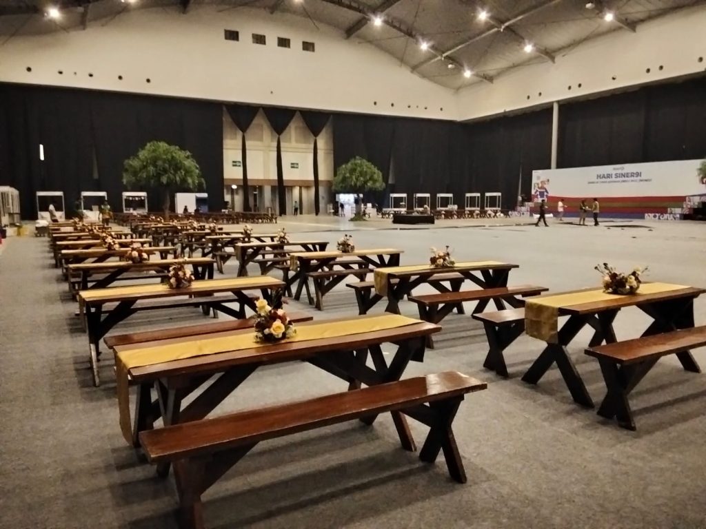 Sewa Meja Dan Kursi Taman Jakarta Selatan