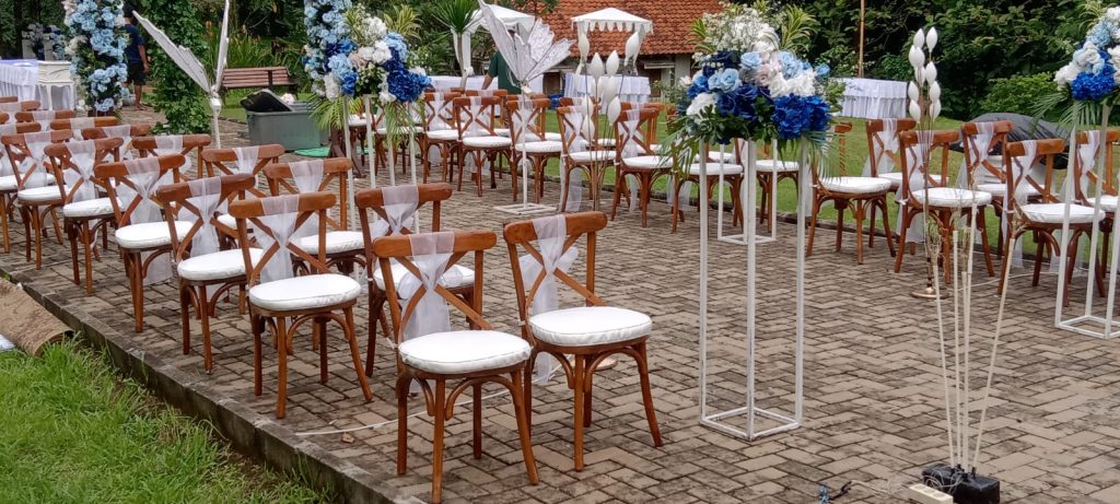 Sewa Kursi Crossback Jakarta Selatan