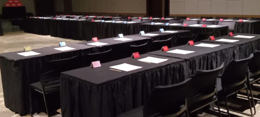 Sewa Meja Kotak Jabodetabek