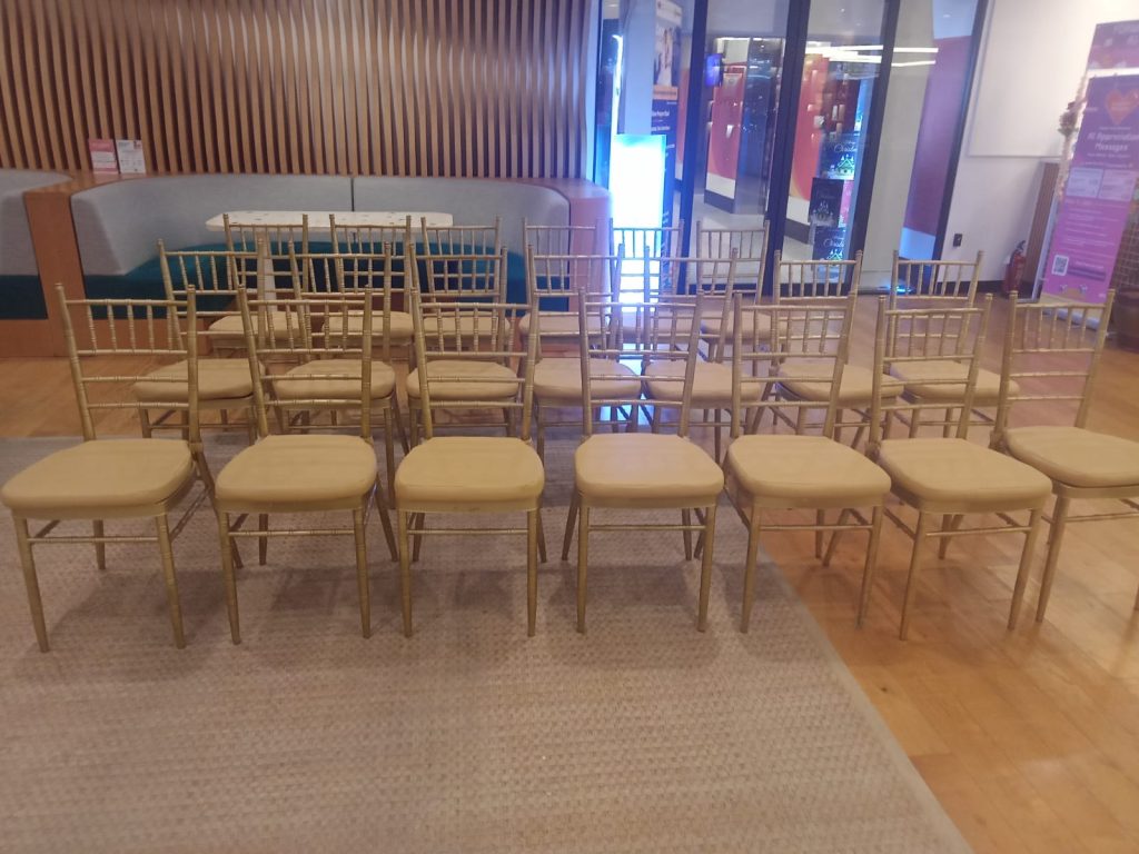 Sewa Kursi Tiffany Gold bekasi