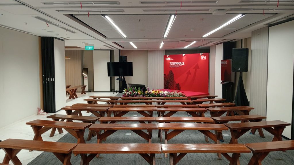 sewa meja kursi taman event ramadhan 