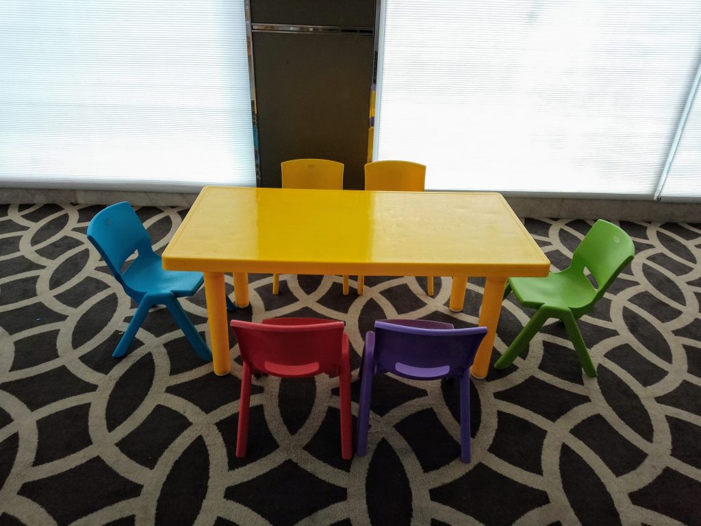 sewa kursi anak bekasi