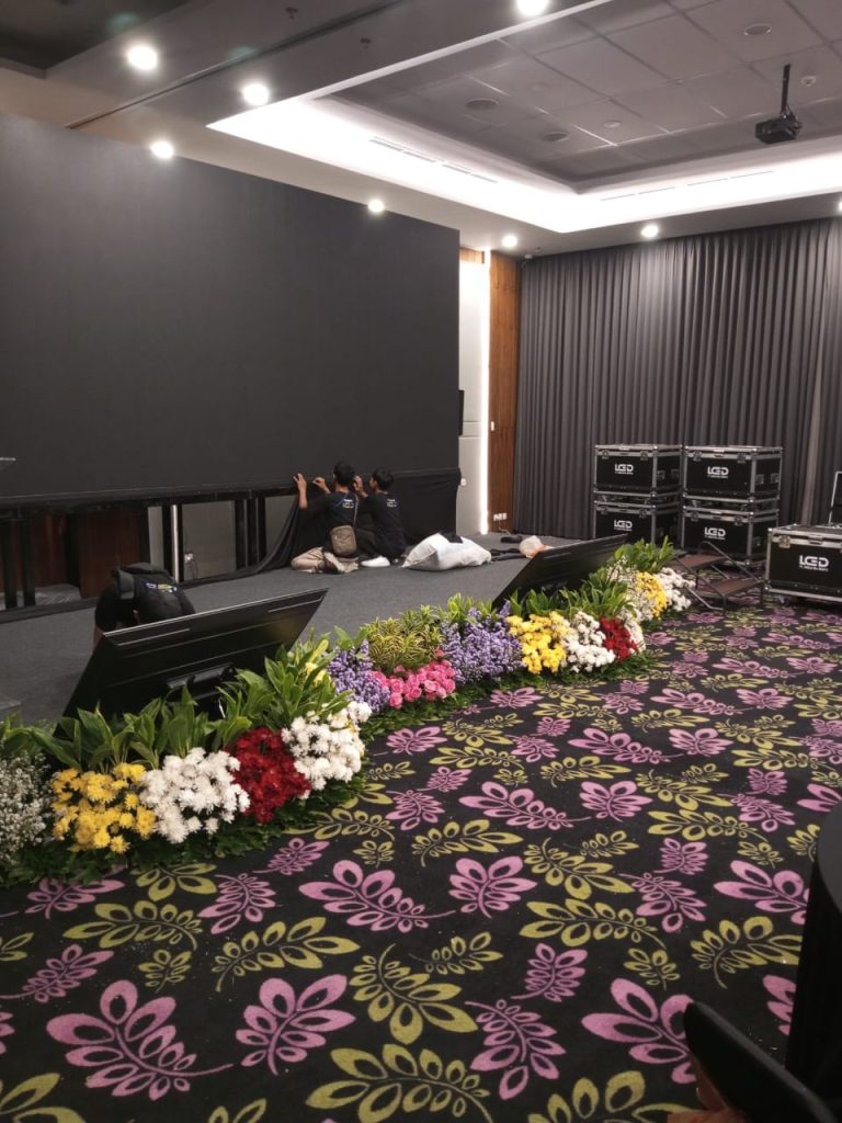 sewa mini garden jakarta timur