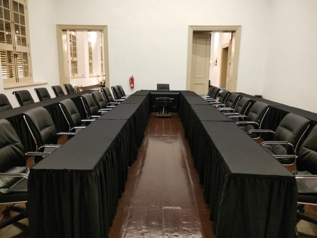 sewa kursi direktur  jakarta timur