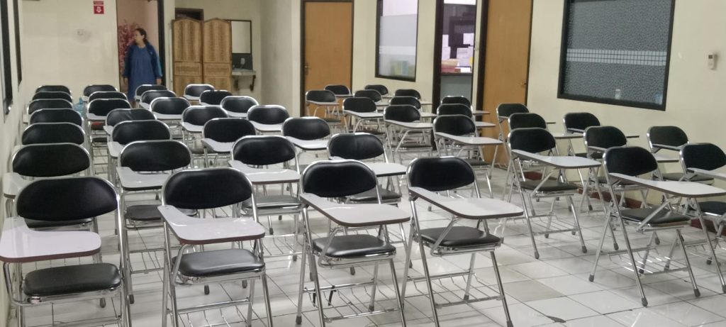 sewa kursi kuliah daerah bogor