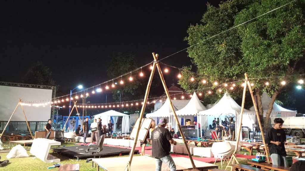 Sewa Lampu Taman Event Jakarta