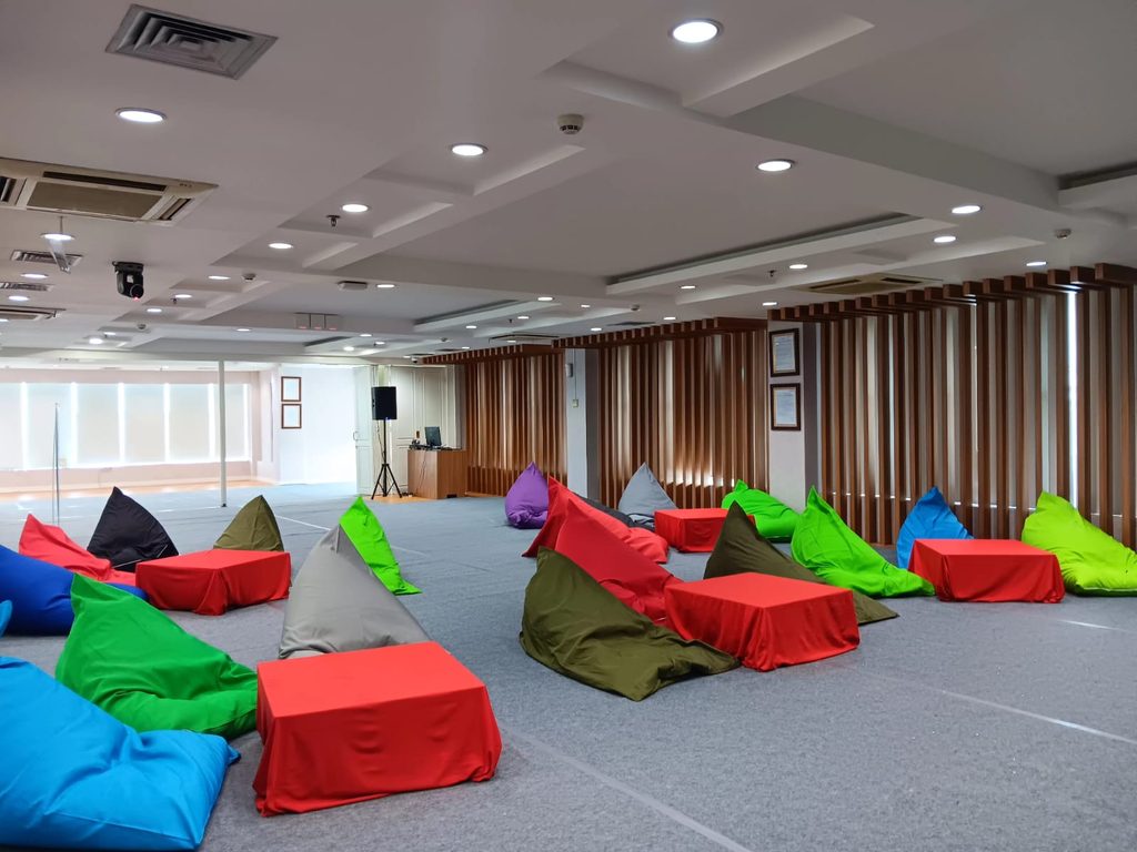 sewa bean bag 