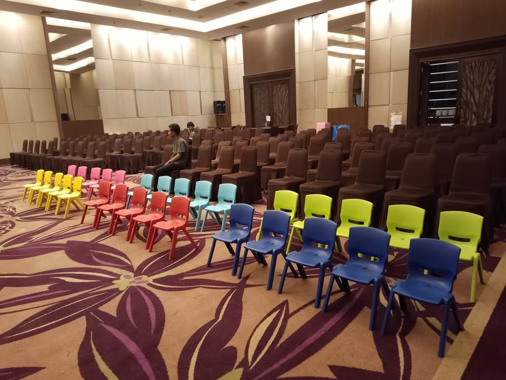 sewa meja kursi anak
