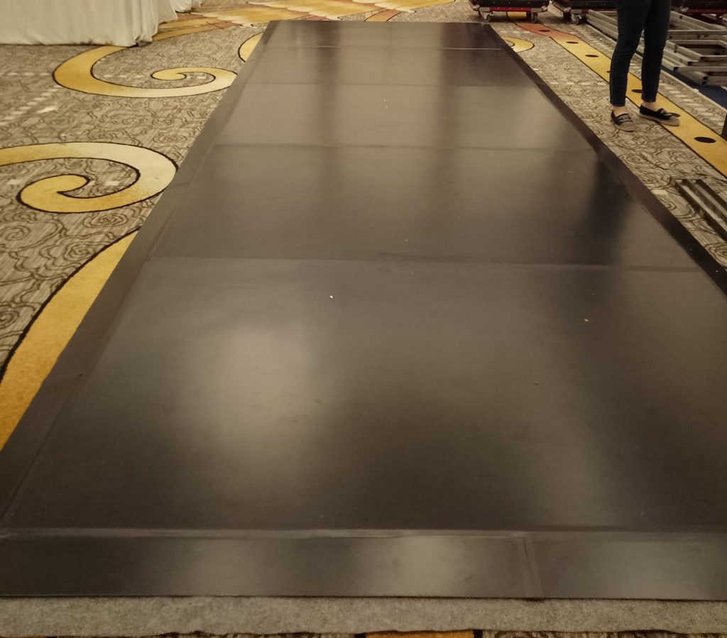 sewa dance floor bekasi timur