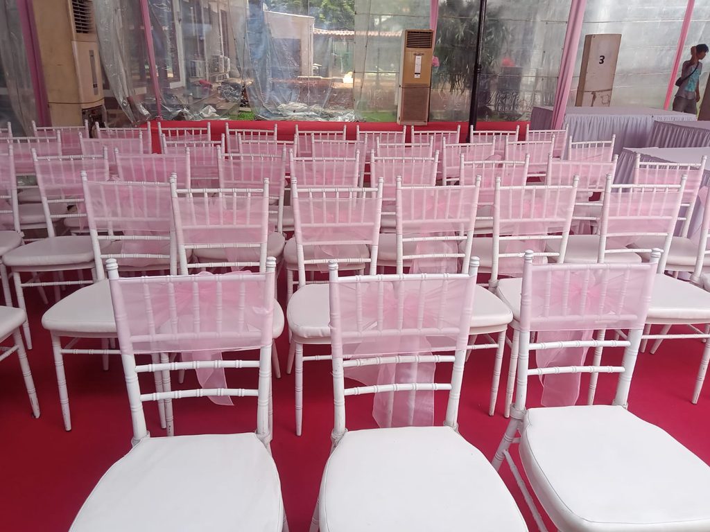 sewa kursi tiffany bogor